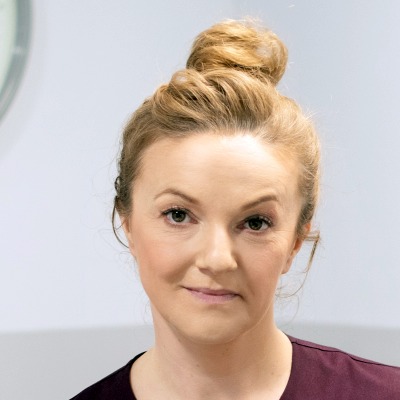 Iwona Piorczyńska - recepcjonistka 